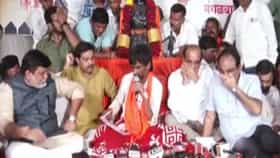 मराठ्यांनो अर्ज करा, आडनाव सेम असेल तर... शिष्टमंडळ भेटताच जरांगेंचा थेट आदेश, ती मागणी मान्य