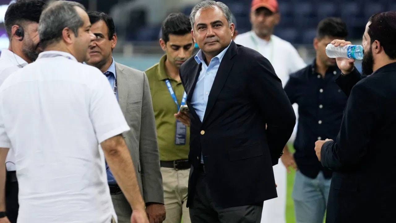२०२७ मध्ये होणाऱ्या एशियन गेम्सपूर्वी (Asian Games) मोहसीन नक्वी यांचा कार्यकाळ संपणार आहे. त्यामुळे त्यापुढील काळात जर भारतीय संघाने विजेतेपद मिळवले, तर ट्रॉफी स्वीकारण्यावरून कोणताही वाद निर्माण होणार नाही.