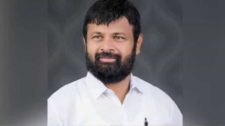 Laxman Hake | ओबीसी आरक्षण संपल्याचं मुख्यमंत्र्यांना सांगणार! लक्ष्मण हाकेंची मोठी घोषणा; पुढे म्हणाले... Laxman Hake | ओबीसी आरक्षण संपल्याचं मुख्यमंत्र्यांना सांगणार! लक्ष्मण हाकेंची मोठी घोषणा; पुढे म्हणाले...