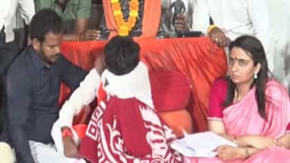 आमच्या आंतरवालीत रक्ताचा चिखल केला होता... जरांगे पाटील भावुक....