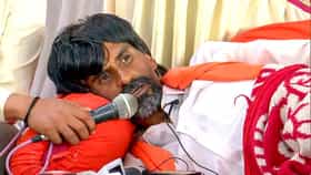 Manoj Jarange Patil Health Update : मनोज जरांगे पाटलांची प्रकृती अधिकच खालावली, वैद्यकीय पथक दाखल, उपचार देण्याचा प्रयत्न...