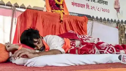 मनोज जरांगे पाटील यांची प्रकृती खालावली, डॉक्टरांकडून महत्त्वाची अपडेट.