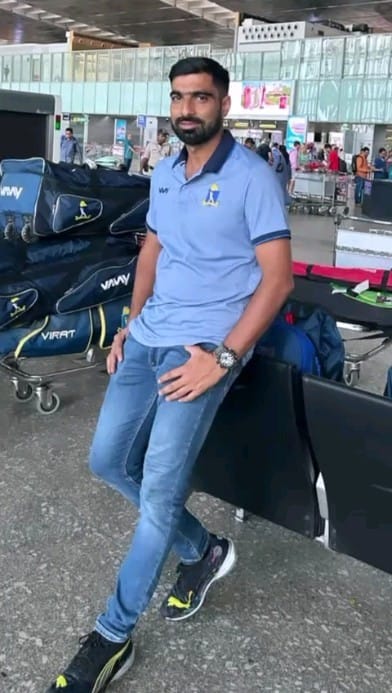 महिलेच्या आरोपानुसार, कैफने तिला लखनऊ, दिल्ली आणि कोलकाता येथे बोलावून तिच्याशी शरीरसंबंध ठेवले. जेव्हा तिने लग्नाबाबत विचारणा सुरू केली, तेव्हा त्याने तिचा फोन उचलणे बंद केले.