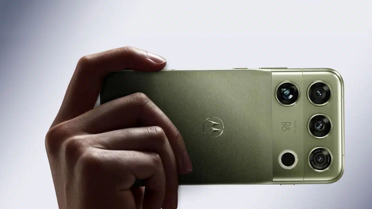 200MP कॅमरा वाला Motorola Signature 27 फोन बाजारात येणार, पॉवरफुल Snapdragon चिपवर काम करणार 200MP कॅमरा वाला Motorola Signature 27 फोन बाजारात येणार, पॉवरफुल Snapdragon चिपवर काम करणार
