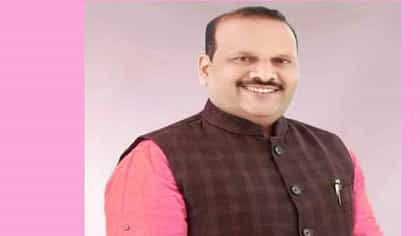 विवाहितेला फार्महाऊसवर नेलं अन..भाजपच्या माजी आमदारावर गंभीर आरोप, दिला सर्व पदांचा राजीनामा