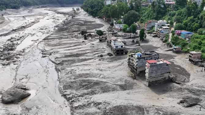 नेपाळ पुरात सुरुंगात अडकला, 9 दिवस करत राहिला हरे कृष्णचा जप, अन् कृष्ण जन्माष्टमीला घडला मोठा चमत्कार...