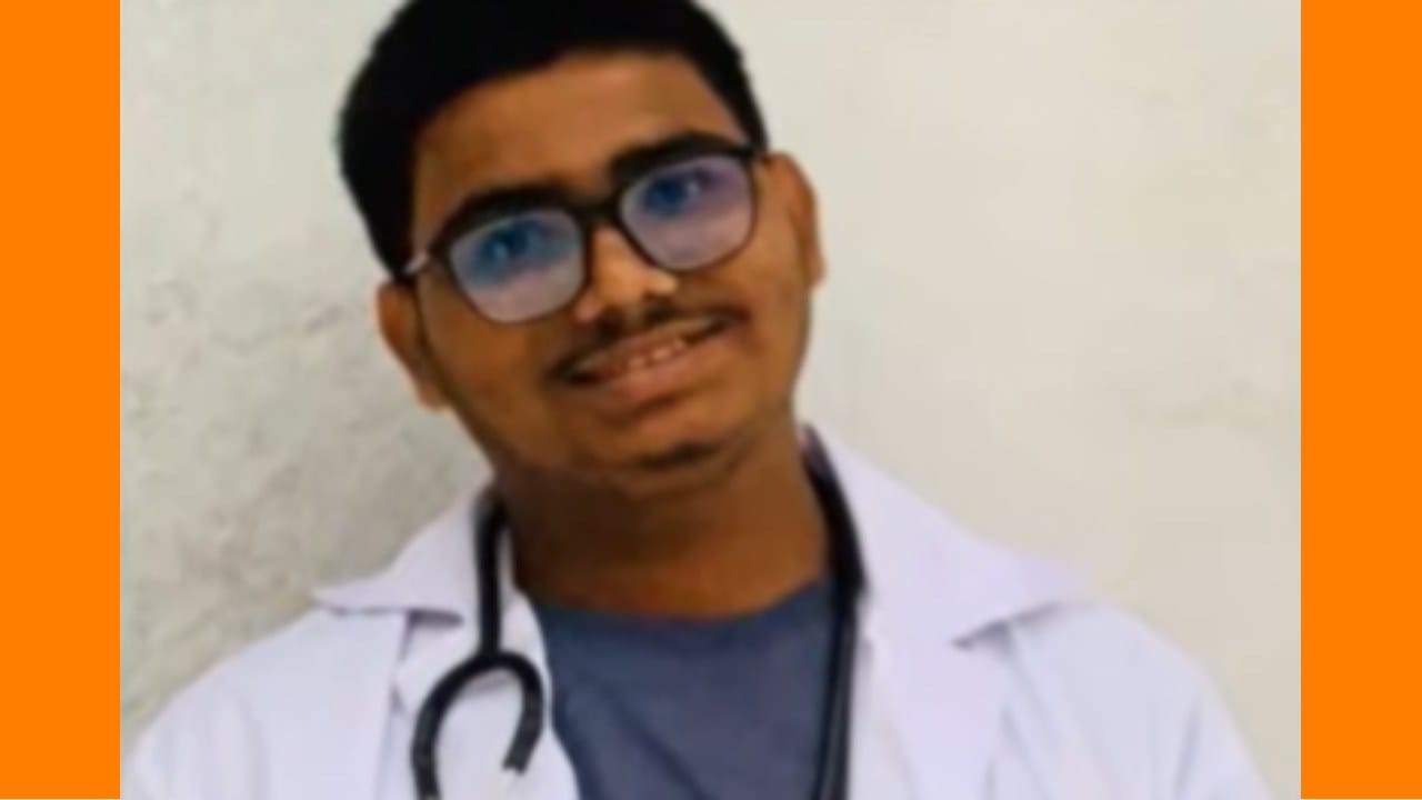 गोरे होण्याच्या नादात ट्रेनी डॉक्टर जीवाला मुकला?, झोपेतच गेले प्राण... गोरे होण्याच्या नादात ट्रेनी डॉक्टर जीवाला मुकला?, झोपेतच गेले प्राण...