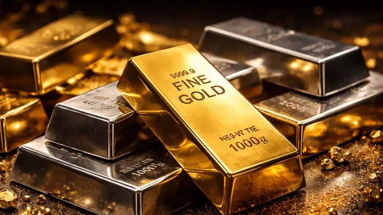 (टीप- वरच्या लेखात दिलेली माहिती ही प्राथमिक स्वरुपाची आहे. या लेखाच्या माध्यमातून गुंतवणूक करण्याचा सल्ला दिलेला नाही. कुठेही प्रत्यक्ष वा अप्रत्यक्ष गुंतवणूक करायची असेल किंवा कोणताही आर्थिक निर्णय घ्यायचा असेल तर त्या-त्या क्षेत्रातील तज्ज्ञांचा सल्ला जरूर घ्या)