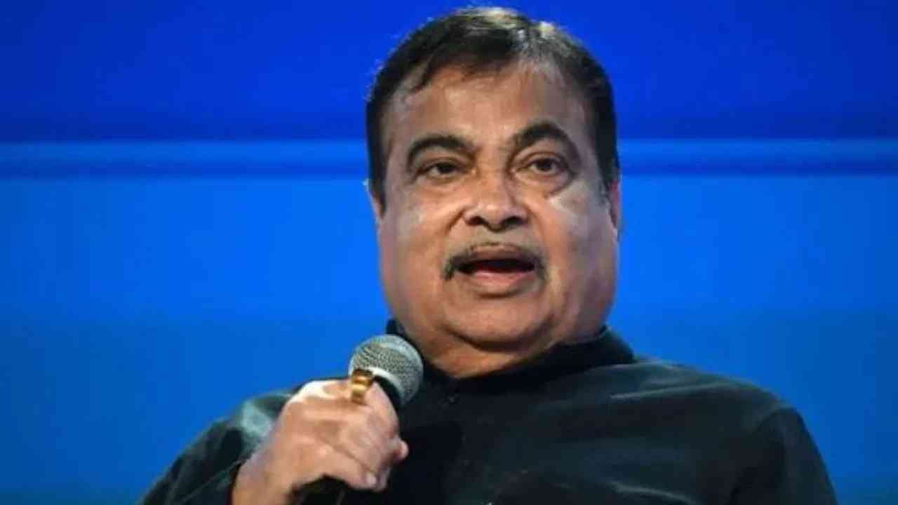 Nitin Gadkari : मलाच लाज वाटते, त्यामुळे मी.. मुंबई-गोवा महामार्गावर नितीन गडकरींच मोठं वक्तव्य Nitin Gadkari : मलाच लाज वाटते, त्यामुळे मी.. मुंबई-गोवा महामार्गावर नितीन गडकरींच मोठं वक्तव्य