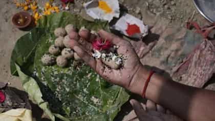पितृपक्षात दररोज या 3 गोष्टी करायला विसरु नका....