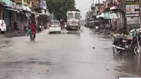 उत्तर प्रदेशात परतीच्या मान्सूनचा कहर, शेती व रस्ते पाण्याखाली, जनजीवन विस्कळीत