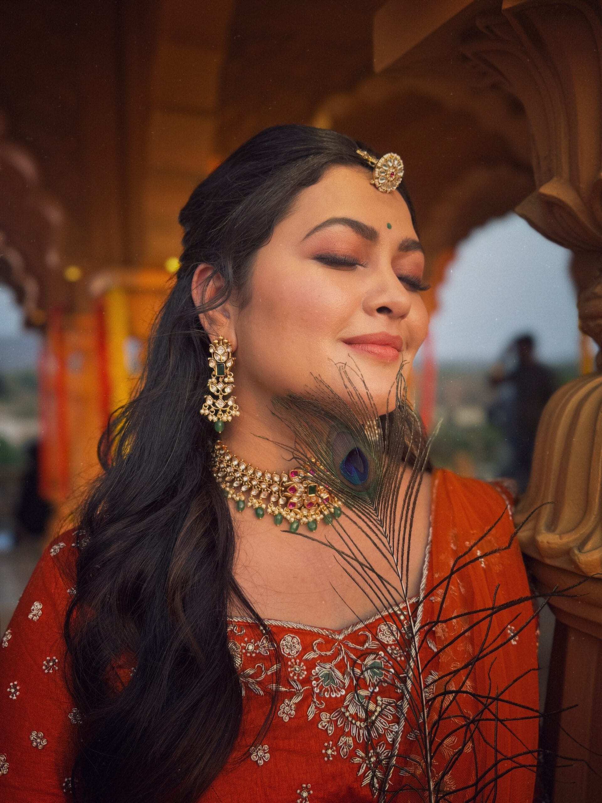 सोशल मीडियावरून शेअर केलेल्या खास फोटोशूटमध्ये प्रियांकाचे सौंदर्य आणखी खुलून गेलं आहे. 