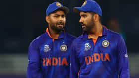 Rohit Sharma : ऋषभ पंत याच्या घाणेरड्या सवयीबद्दल रोहित शर्मा बोलला स्पष्टच, म्हणाला, हातानेच..