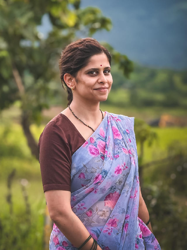 बोल्ड आणि बिनधास्त सई ताम्हणकरचा सिंपल लुक, फोटोंवर कमेंट्सचा वर्षाव