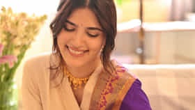 खूप सुंदर लाजत आहे, मराठी अभिनेत्रीच्या सौंदर्या आणि स्माईवर चाहते फिदा, कोण आहे ती?