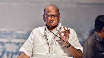 टाटा समूहातील वादात शरद पवारांनी उघडपणे घेतली भूमिका.