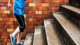 Shortness of breath : पायऱ्या चढताच लागतोय दम, फिटनेसची कमी की अजून काही ? हे कशाचे संकेत