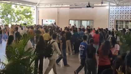 पुण्याच्या एमआयटी वर्ल्ड पीस युनिव्हर्सिटीमध्ये जोरदार राडा.