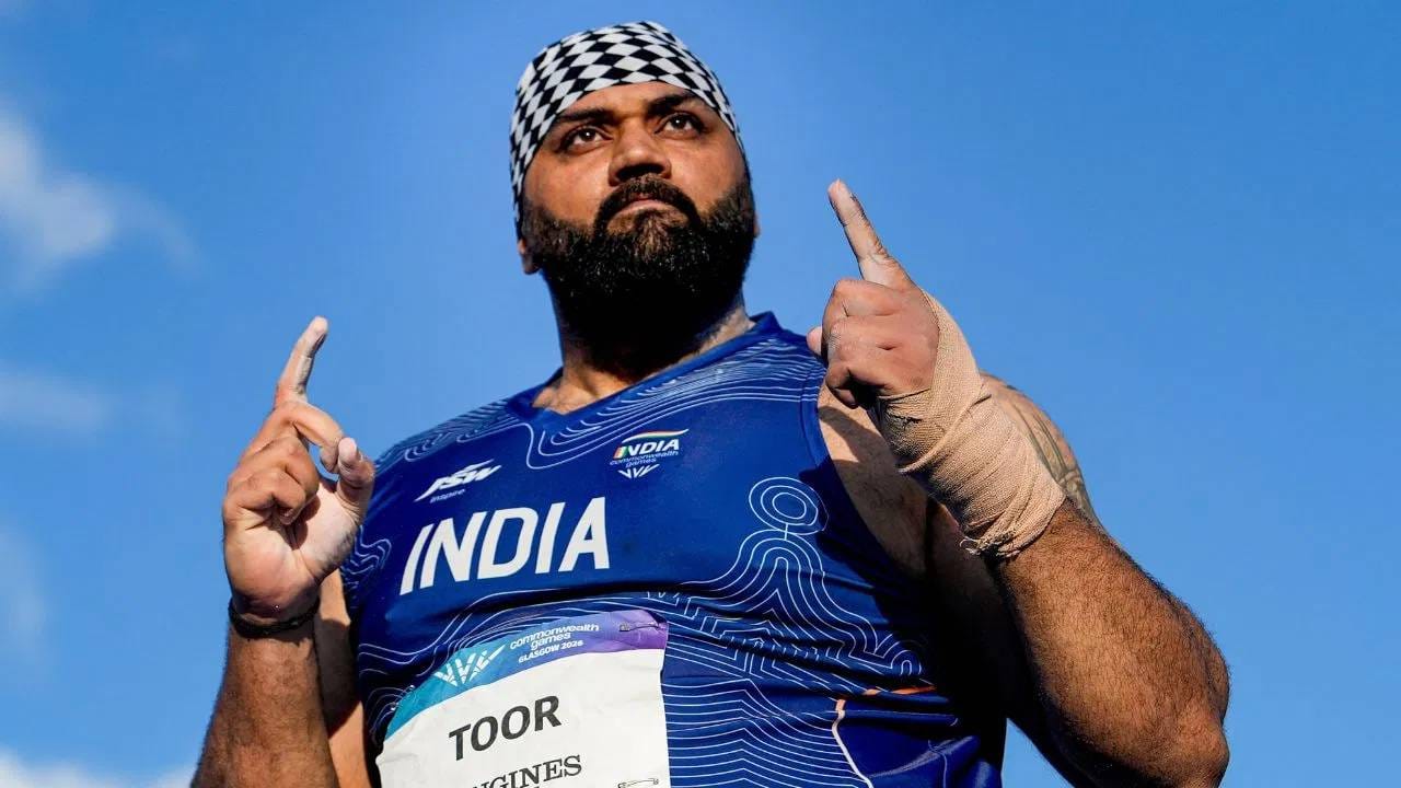 या शानदार कामगिरीसह तजिंदरपालने एशियन गेम्सच्या इतिहासात पदकांची आपली हॅट्रिक पूर्ण केली आहे. यापूर्वी त्याने 2018 (जकार्ता) आणि 2023 (हांगझोऊ) एशियन गेम्समध्ये सलग दोन सुवर्णपदके जिंकली होती.