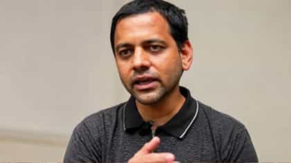 ह्यांना परवानगीचा मिजास...; बापटांचा विसर्जन मिरवणुकीवर घणाघात.