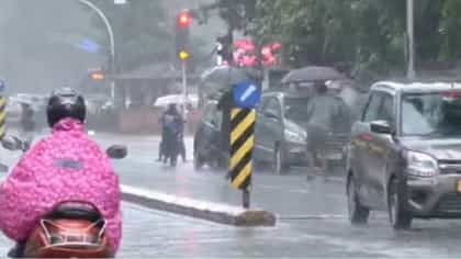 मुंबईच्या दादरमध्ये पावसाची हजेरी! रिमझिम सरींनी मुंबईकरांना दिलासा-1755612