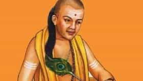 Chanakya Niti : आचार्य चाणक्यांची ही शिकवण मुलींना देणार यश, तिसरा नियम अगदी सोपा!
