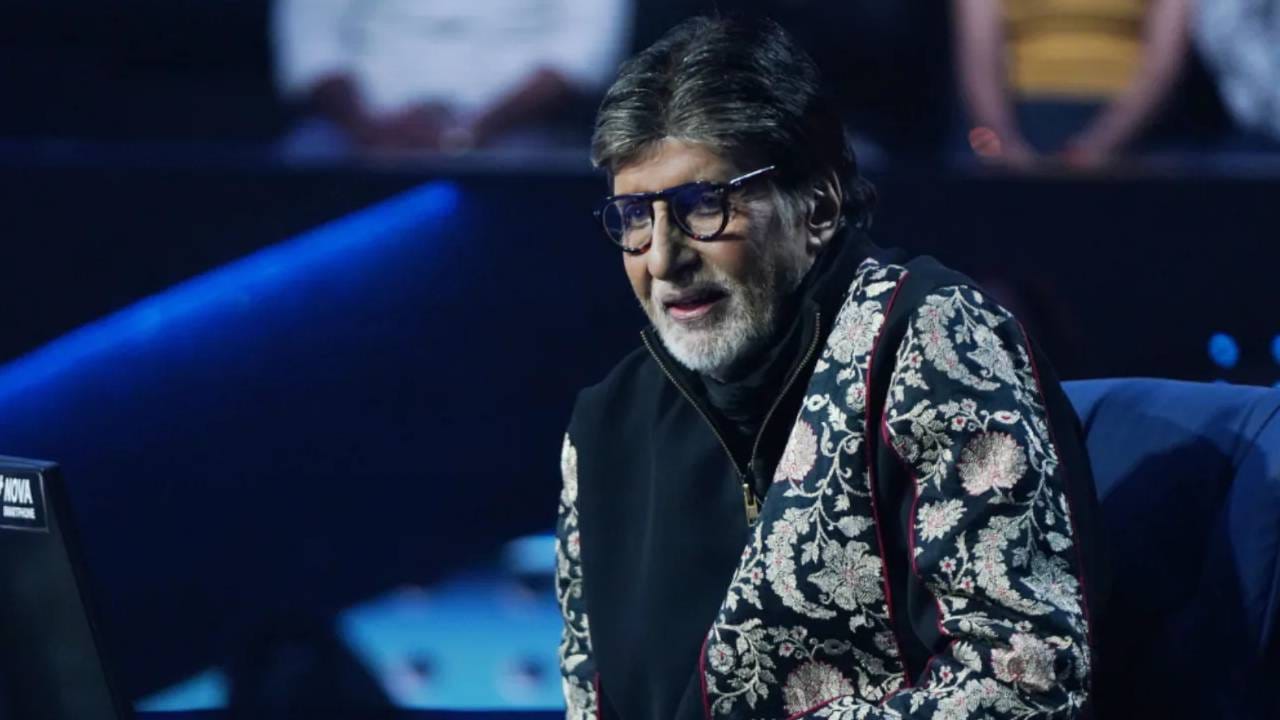 ही आकडेवारी केवळ चित्रपटांमधून मिळणाऱ्या मानधनावर आधारित नसून विविध गुंतवणुका आणि स्थावर मालमत्तेचाही त्यात समावेश असल्याचं अहवालांमध्ये नमूद करण्यात आलं आहे. अमिताभ बच्चन सक्रियपणे एखादा मोठा व्यावसायिक ब्रँड चालवत नसले तरी त्यांच्या फॅमिली ऑफिसच्या माध्यमातून विविध कंपन्यांमध्ये गुंतवणूक असल्याचं सांगितलं जातं.