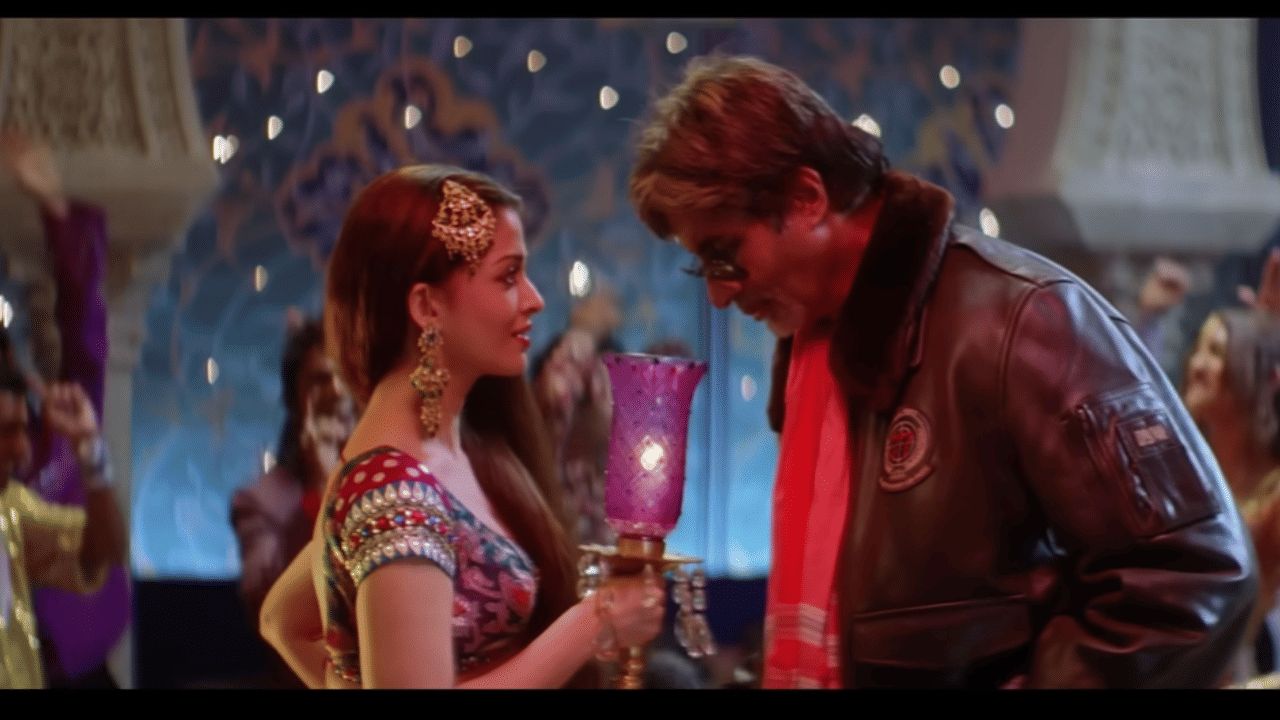 गुलजार यांनी या गाण्याच्या शब्दांमागची प्रेरणा सांगितली होती. त्यांच्या मते, “यह गाना मुख्य रूप से उन लाइनों से प्रेरित है जो उत्तर भारत में हाईवे पर तेजी से दौड़ते ट्रकों के पीछे लिखी होती हैं.” त्यामुळे गाण्याला वेगळा आणि मजेशीर अंदाज मिळाला.