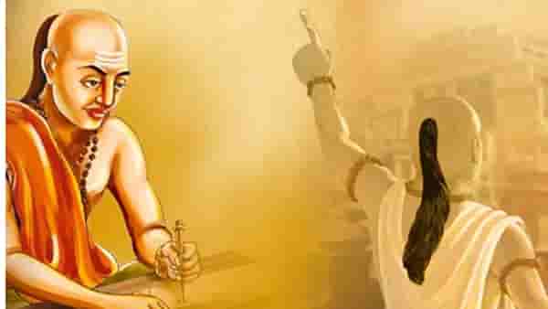 Chanakya Niti : शत्रूचा पराभव करायचाय? मग या पाच गोष्टी लक्षात ठेवाच