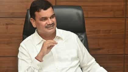 शेतकऱ्यांनी कोणताही वेगळा विचार करू नये, पीक नुकसानीवर...भरणेंची....