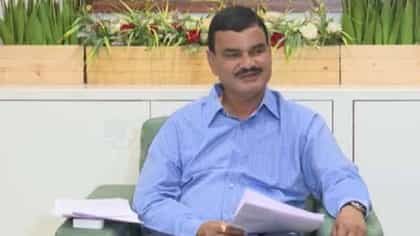 शेतकऱ्यांसाठी सरकार विशेष अधिवेशन बोलावणार का? भरणे काय म्हणाले?.