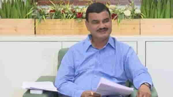 शेतकऱ्यांच्या मदतीसाठी सरकार विशेष अधिवेशन बोलावणार का? विरोधकांच्या मागणीनंतर कृषिमंत्र्यांनी दिली महत्त्वाची माहिती
