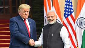 भारतावर 100 टक्के टॅरिफ लागणार का? अमेरिकेनेच्या नव्या भूमिकेमुळे जग चकित; व्यापाराचं काय होणार?