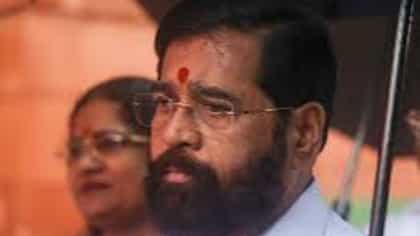 या गावात दुष्काळाची पाहणी करण्यास उपमुख्यमंत्री एकनाथ शिंदे आलेच नाहीत.