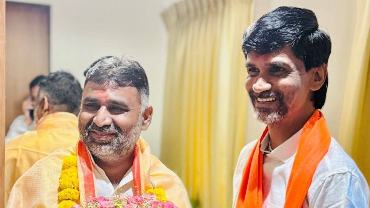 सरकारचे शिष्टमंडळ आणायला मी एवढा मोठा आहे का ? गंगाधर काळकुटे यांनी बारस्कर यांना सुनावले सरकारचे शिष्टमंडळ आणायला मी एवढा मोठा आहे का ? गंगाधर काळकुटे यांनी बारस्कर यांना सुनावले