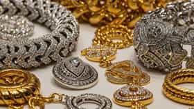 Gold Price : सोनं स्वस्त का होतं? कारण तरी काय?