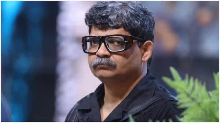Gunratna Sadavarte | 15 दिवसांत बाळासाहेब ठाकरेंचा फोटो काढा! गुणरत्न सदावर्तेंचं उद्धव-राज ठाकरेंना थेट आव्हान; नाहीतर... Gunratna Sadavarte | 15 दिवसांत बाळासाहेब ठाकरेंचा फोटो काढा! गुणरत्न सदावर्तेंचं उद्धव-राज ठाकरेंना थेट आव्हान; नाहीतर...