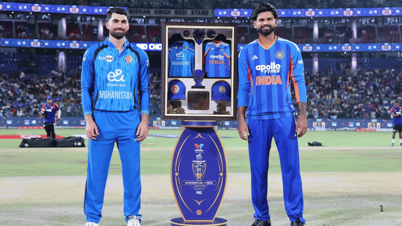 IND vs AFG: भारत अफगाणिस्तान मालिकेदरम्यान 19 लोकांना अटक, पोलिसांनी असं का केलं? IND vs AFG: भारत अफगाणिस्तान मालिकेदरम्यान 19 लोकांना अटक, पोलिसांनी असं का केलं?