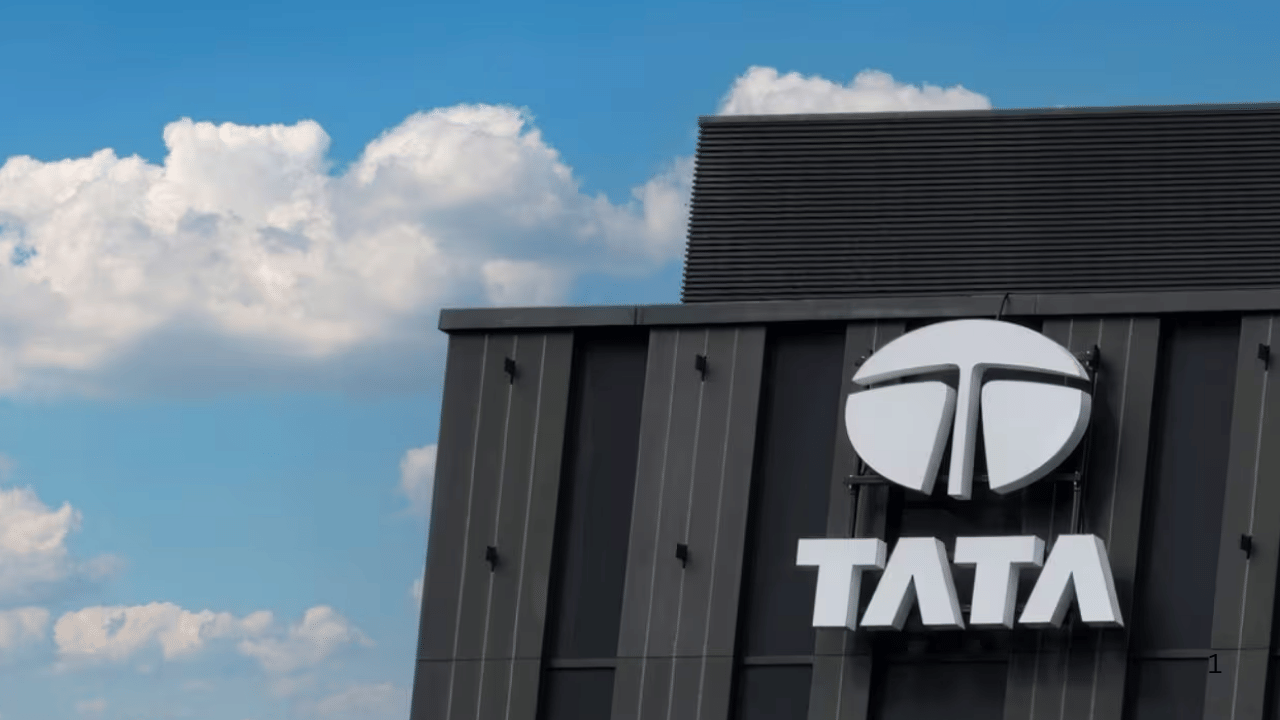TATA: बिझनेस गुंडाळा आणि इथून निघा, टाटा समूहातील कंपनीला आंतरराष्ट्रीय पातळीवर मोठा धक्का TATA: बिझनेस गुंडाळा आणि इथून निघा, टाटा समूहातील कंपनीला आंतरराष्ट्रीय पातळीवर मोठा धक्का