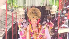 Lalbaugcha Raja : शान कुणाची? लालबागच्या राजाची! जयघोषाने मुंबई दुमदुमली...