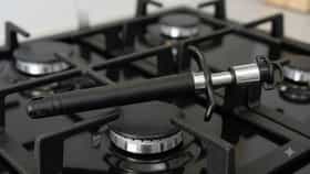 Tips and Tricks :  वारंवार बिघतोय किचनमधला लायटर ? या ट्रिक्सनी घरच्या घरी करा दुरुस्त