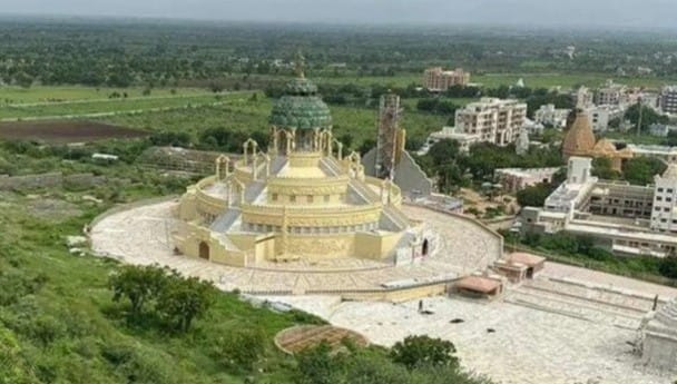 बंदी लागू झाल्यानंतर पालिताना शहरात मांस, मासे आणि अंडी विकण्यावर निर्बंध आले. प्राण्यांची कत्तल करण्यावरही कायदेशीर बंदी घालण्यात आली. त्यामुळे येथे शाकाहार हा केवळ वैयक्तिक आहाराचा पर्याय न राहता स्थानिक नियमांचा भाग बनला आहे.