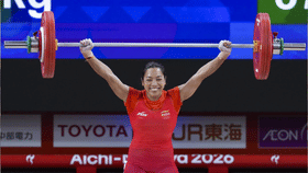 Mirabai Chanu: सुवर्णपदक हुकलं पण तरीही वाघिणीने इतिहास रचला, मीराबाई चानूचा ऐतिहासिक पराक्रम
