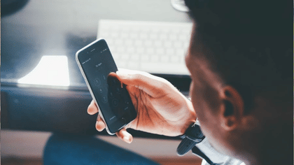 मोबाईल रिचार्जसाठी नवा नियम, कॉलिंग अन् SMS च्या Recharge चा खर्च थेट.