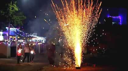 सण-उत्सवात सार्वजनिक ठिकाणी फटाके फोडण्यास बंदी; ढोल-ताशांमधील टोल....