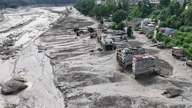 Nepal Flood: एका साडीने वाचवले 21 लोकांचे प्राण, नेपाळच्या महापूरात कशी ठरली देवदूत?