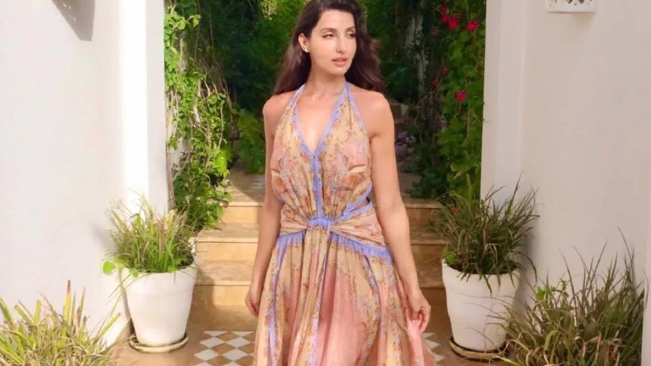 ‘बिग बॉस 9’ मध्ये नोरा फतेहीने वाइल्ड कार्ड स्पर्धक म्हणून प्रवेश केला. ती याशोमध्ये फार काळ टिकू शकली नाही, असं असंल तरीही तिचा जबरदस्त डान्स आणि ग्लॅमरस अंदाजामुळे तिने प्रेक्षकांचं लक्ष नक्कीच वेधून घेतले. या शोमुळे प्रेक्षकांना तिच्या डान्सिंग टॅलेंटची ओळख झाली आणि आज ती बॉलिवूडमधील एक मोठं नाव आहे.