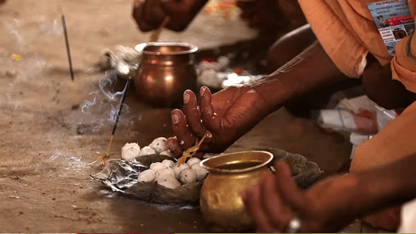 Pitru Paksha Muhurt 2026: श्राद्ध दुपारच्या वेळेतच का करतात? सकाळी का करत नाही? असं का ते पाहा...