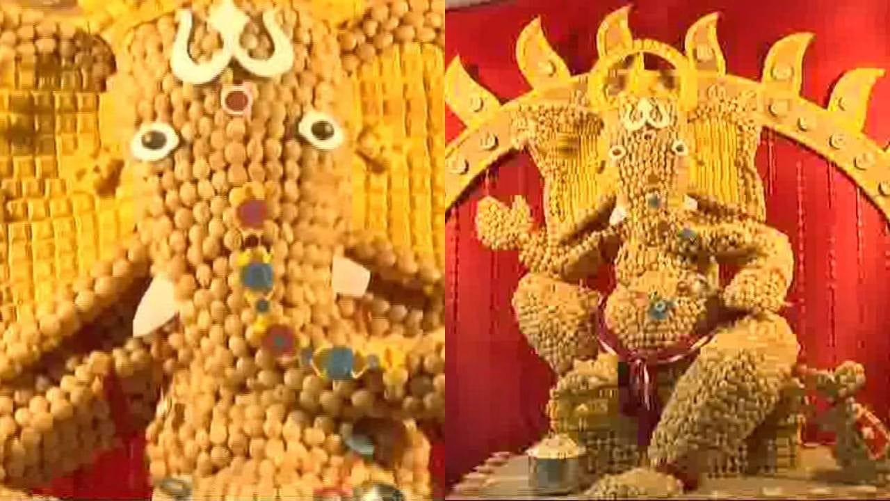 २०१८ साली देखील पुण्यातील एका गणेश मंडळाने १०,००० पाणीपुरींच्या वापर करुन गणेश मूर्ती साकारण्यात आली होती.