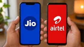 TRAI : मोबाईल रिचार्जबाबत TRAIचा मोठा निर्णय; 28 दिवसांचा प्लॅन बंद? आता एवढ्या दिवसांची वैधता देणे कंपन्यांना बंधनकारक